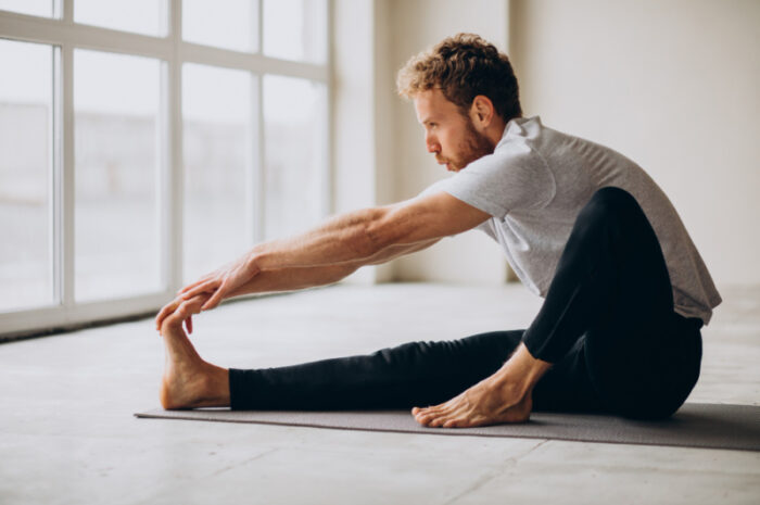 Ćwiczenia rozciągające – 20 przykładów stretchingu
