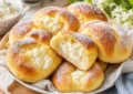 Bułeczki na słodko z serka wiejskiego - przepis